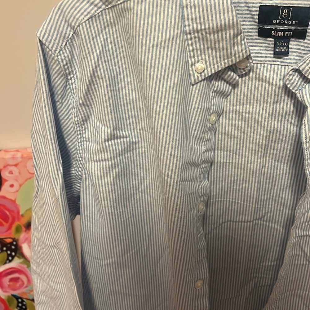 Button down! - Picture 3 of 6